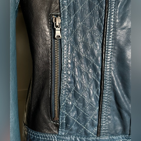 Ladies’ Lambskin Leather Jacket - Picture 4 of 10